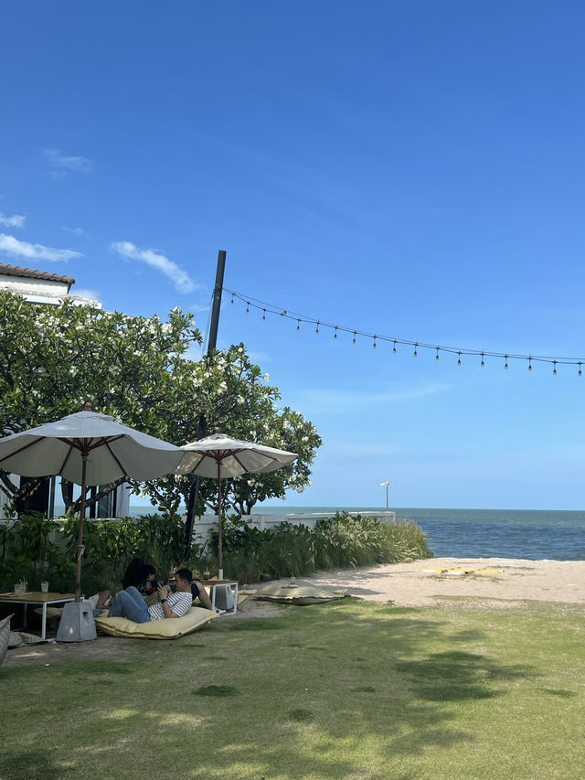 🍹คาเฟ่มู้ดดี ริมหาดชะอำหัวหิน🏝️👙