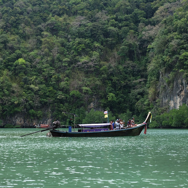 ไปเที่ยวเกาะที่กระบี่