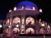 Tokyo Disneyland vs Disneysea 