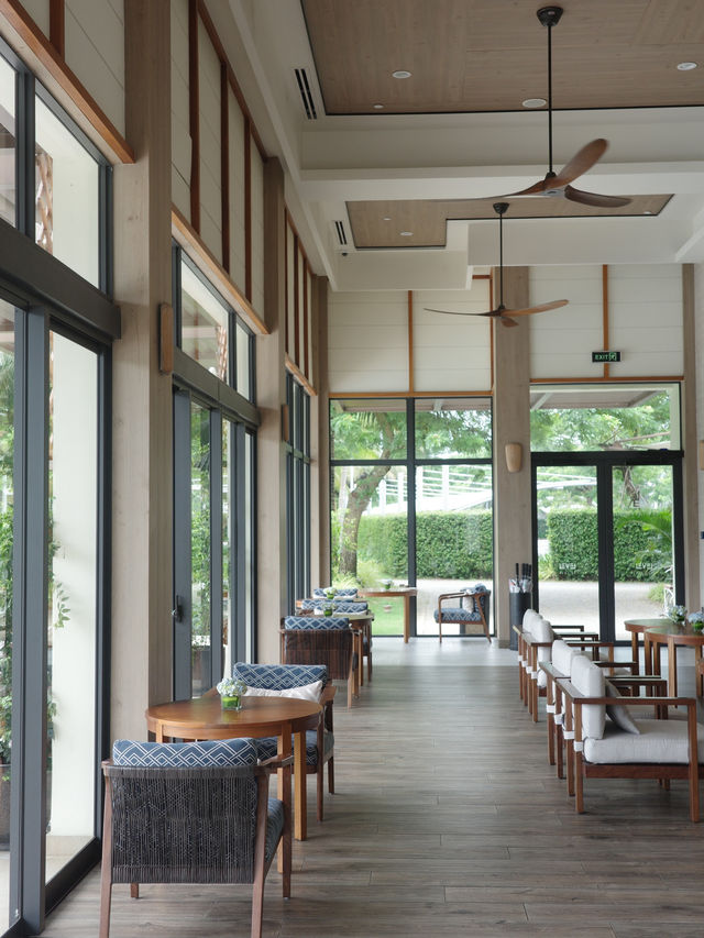 📍Meliá Ho Tram Beach Resort ラウンジ/ベトナム
