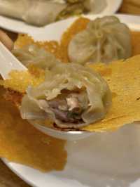 Gan Mei Alley: A Modern Taiwanese Breakfast Spot with Crispy Xiao Long Bao in Ximending