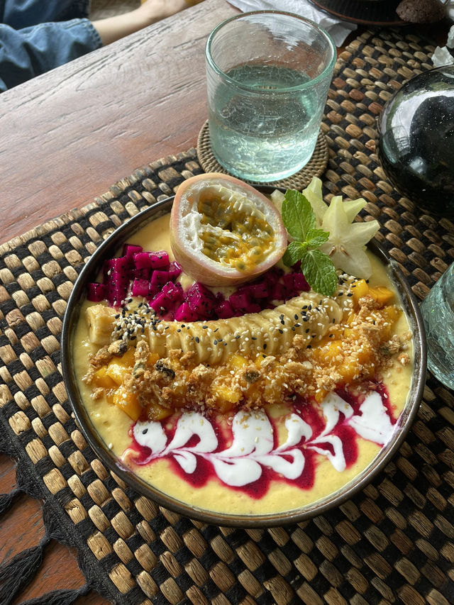 🇮🇩 Zest Ubud - Best Vegan restaurant in Bali ! 