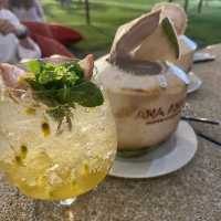 เที่ยวพัทยาต้องแวะร้านนั่งชิวริมหาด 