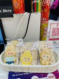 A Whimsical Cafe Adventure – Art Toys & Sweet Treats!