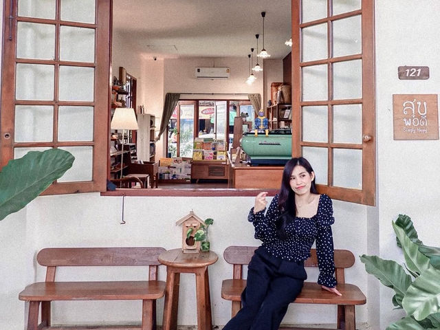 สุขพอดี - Simply Happy : คาเฟ่ไวป์ดีๆ ที่เชียงใหม่