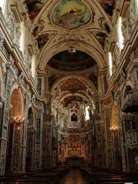 Chiesa del Gesù: A Masterpiece of Sicilian Baroque in Palermo 
