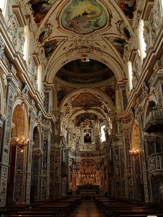 Chiesa del Gesù: A Masterpiece of Sicilian Baroque in Palermo 