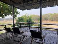 กาแฟมิตรไมตรี ร้านกาแฟบรรยากาศดีริมน้ำยวม 