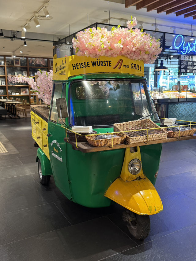 MARCHE RESTAURANT IN SINGAPORE 🇸🇬