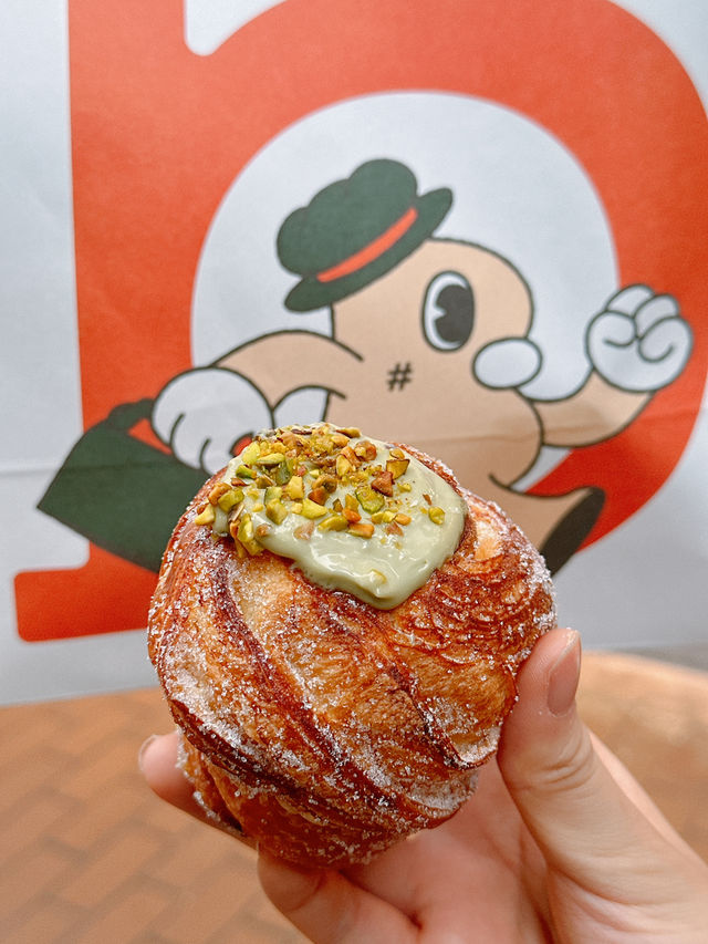 本地知名人氣麵包店千層蛋撻🥐
