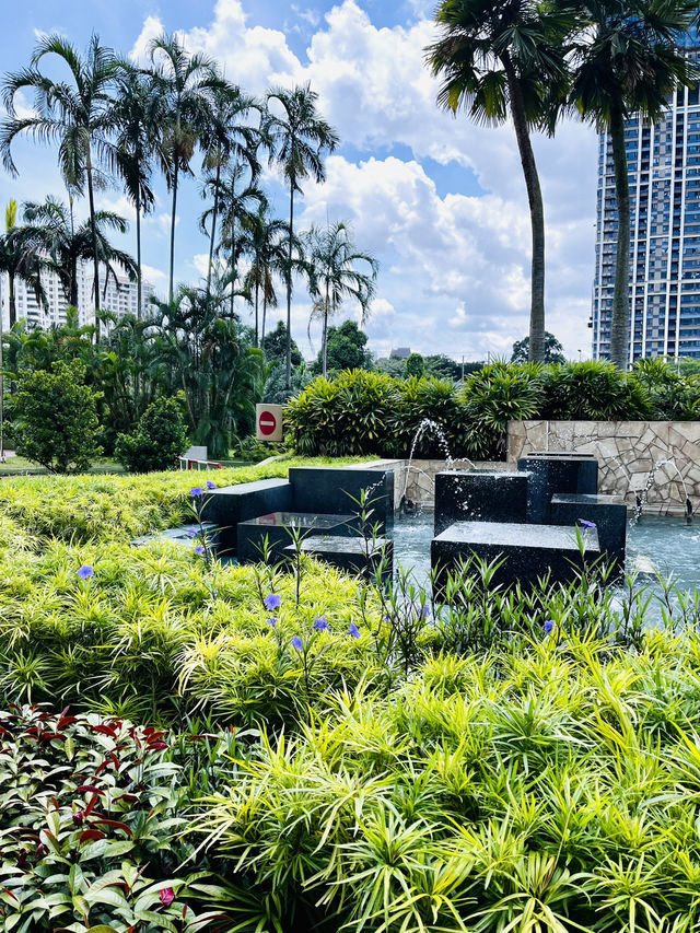  Cititel Mid Valley: A Sustainable Urban Retreat in Kuala Lumpur 