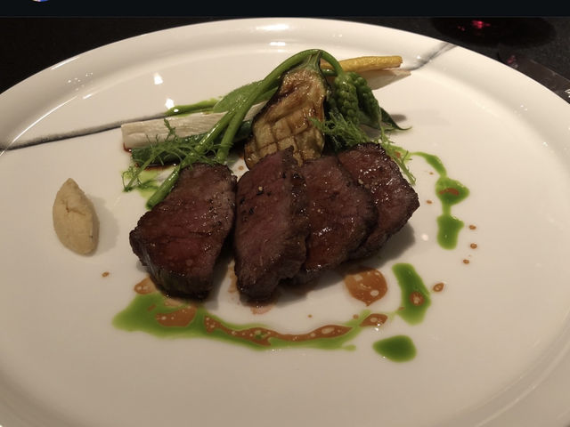 【ジョエル・ロブションで味わう極上の時間】 
