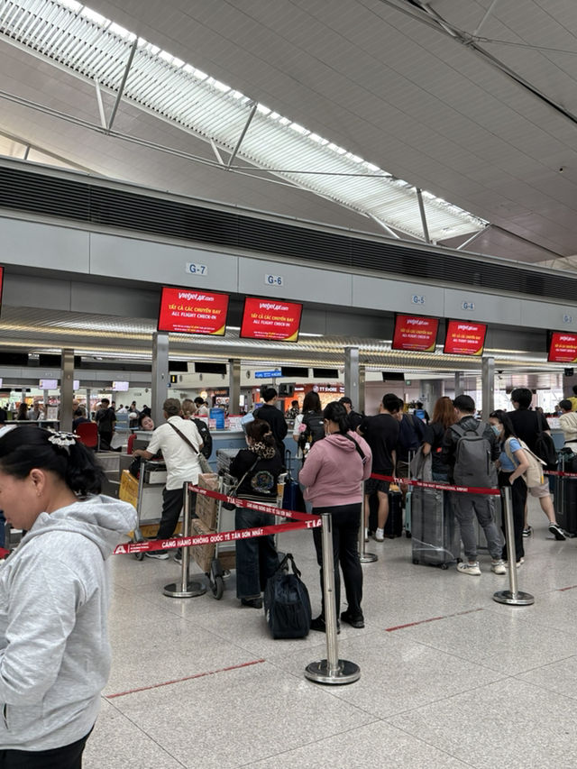호치민 떤선녓국제공항