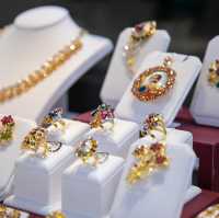 "อัญมณีจันทบุรีบุกภูเก็ต"✨💎