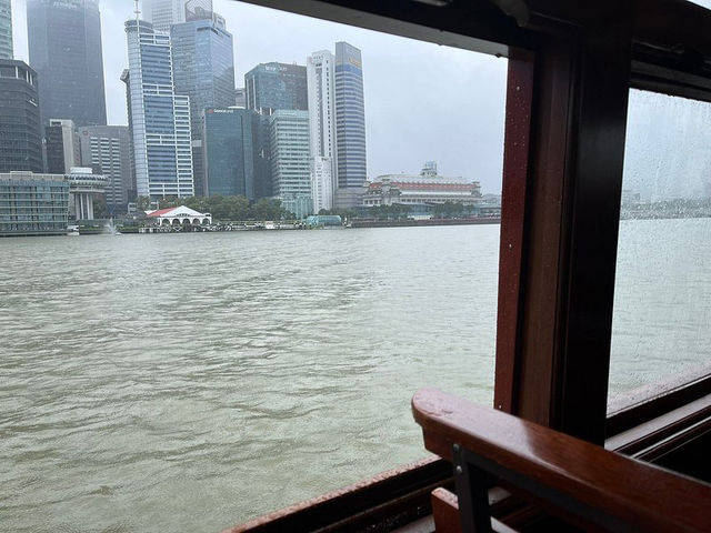 “Reflections of Time: The Soul of Singapore River”