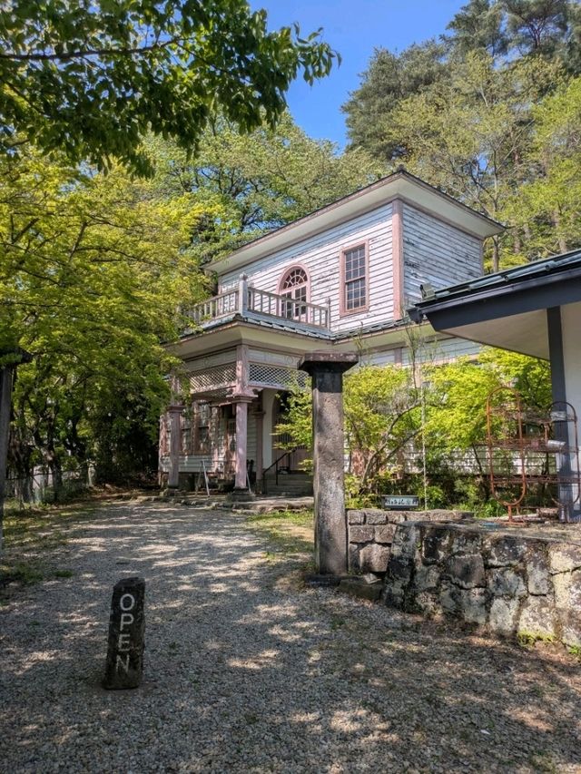 南湖公園で見つけたかわいいカフェと神社さんぽ