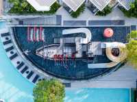 โรงแรมหรูใจกลางพัทยา มีสวนน้ำลอยฟ้า ธีมโจรสลัด⛵️ 🏴‍☠️
