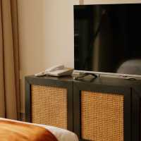 Modern Comfort at AMI Suites Hotel