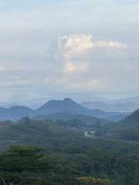ลานกางเต็นท์ ผาย้อนตะวัน สระบุรี