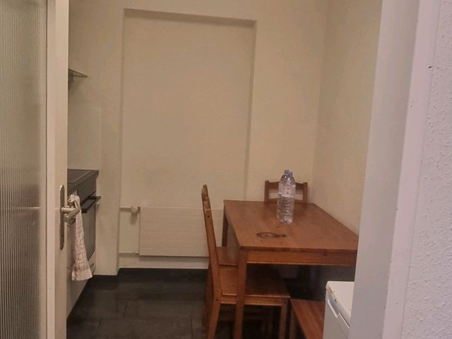 Neat and Comfy, 4D3N Apartment