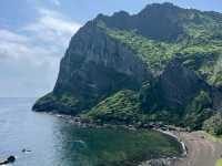 Seongsan Ilchulbong – Chasing the Sunrise at Jeju’s Crown Jewel
