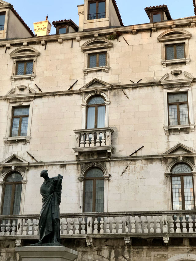 Time Travel with a Side of Gnocchi – Split’s Charm is Unreal