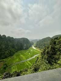 Where Dragons Rest and Dreams Begin: Hang Múa’s Hidden Viewpoint