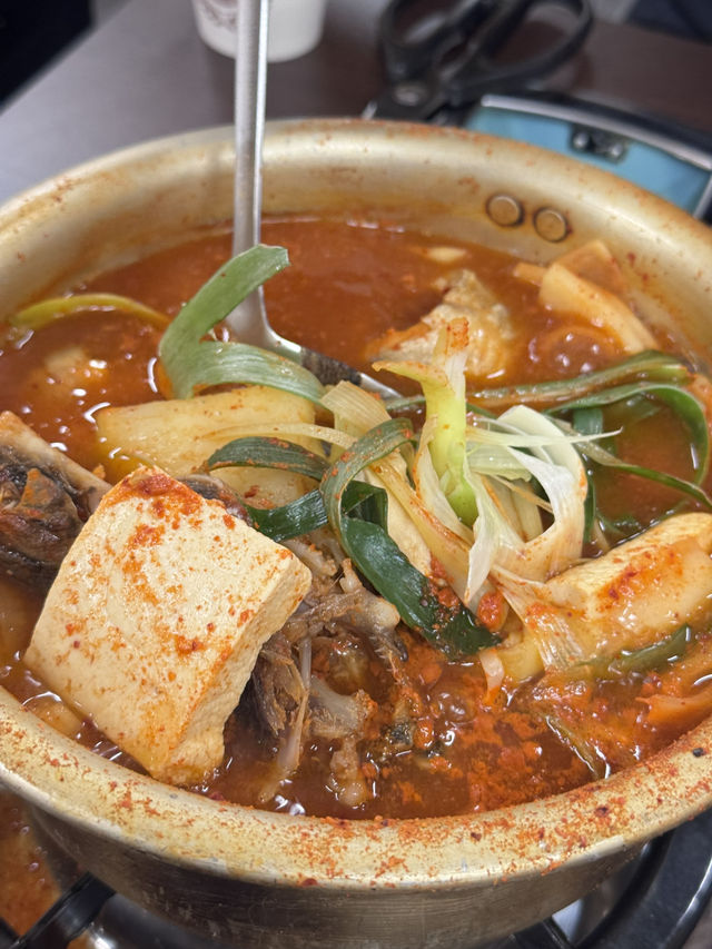 독산동 갓성비 얼큰 동태탕&보쌈 맛집,양은이네 독산직영점