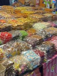 ตลาดหาดสะกอม