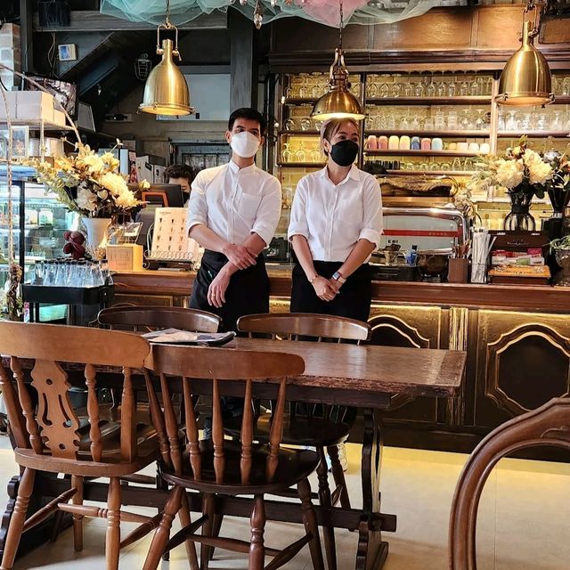 interesting cafe