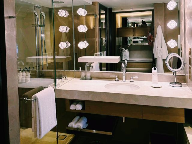 香港海景酒店推薦：香港君悅酒店，使用trip.com預訂享受最大優惠