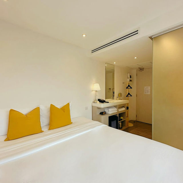 A Vibrant Stay with Contemporary Comfort