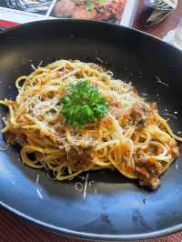 Hendrix Restaurant & Jazz Club in Chiang