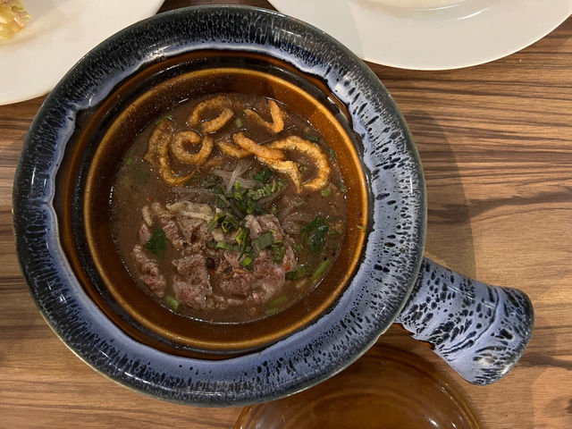 🥩 Wagyu, Foie Gras & More: A Buffet Feast at The Berkeley Dining Room 🍽️