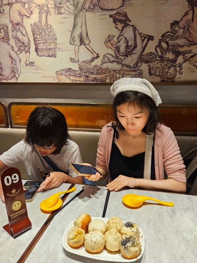 4년속 미쉐린상하이로컬맛집🥟예원대호춘