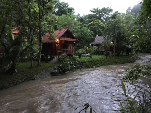 ภูไอยรา รีสอร์ท