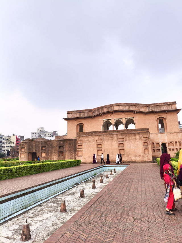 達卡｜門票差一倍 拉爾巴格堡Lalbagh Fort其實更適合慢步放空而非追求壯觀建築
