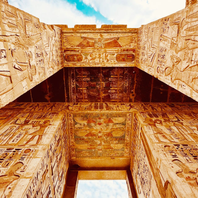 Pyramids & Paradise: Your Ultimate Egyptian Summer Adventure Awaits!** ☀️𓂀   