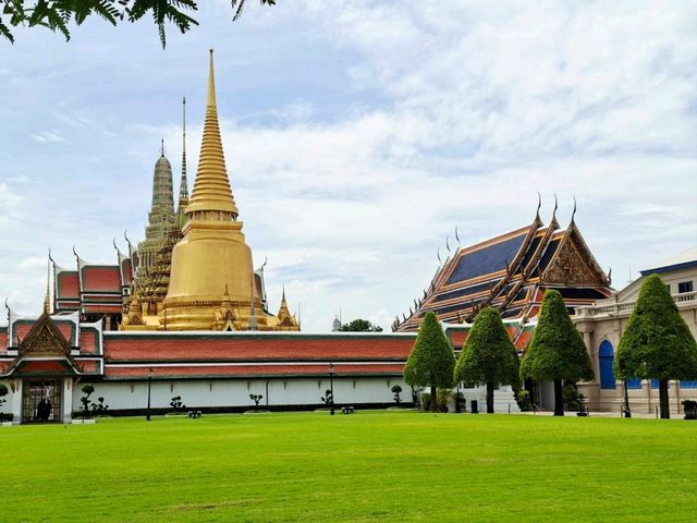🙏พระแก้วมรกตวัดพระแก้ว พระพุทธไสยาสน์วัดโพธิ์✨️