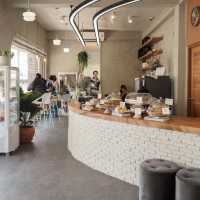  Hi Babe Café 