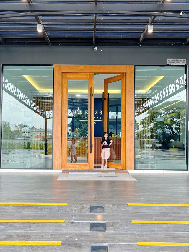 ที่พักตัวเมืองพิษณุโลก The Horizon Groove Hotel