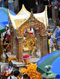 48 Hours in Bangkok : Temples, Toast & Tuk-Tuks (Itinerary)