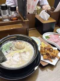 🍜 這碗拉麵，值得飛一趟上海。
