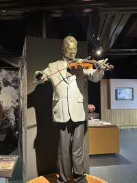 Music Museum: Where Instruments Judge Your Rhythm 