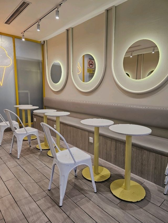 Cool Scoops at Inside Scoop, Georgetown