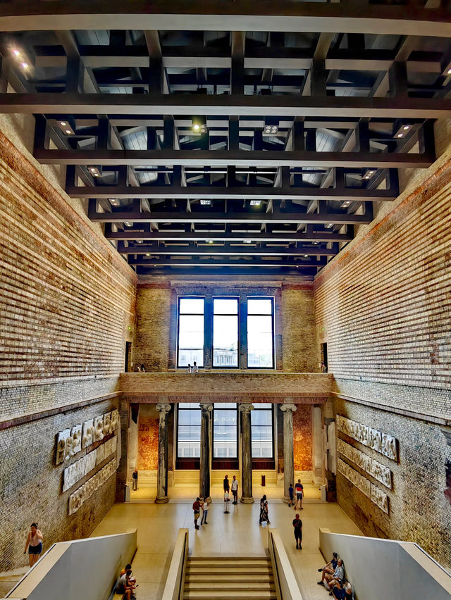 🏛️ ☀️ Museum Island