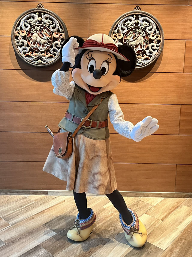 【香港ディズニー公式ホテル】キャラグリ朝食ビュッフェ⭐︎ドラゴンウィンド⭐︎ディズニー・エクスプローラーズ・ロッジ 