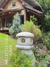 คาเฟ่ กทม.888 Little hill cafe