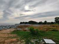 Tanjung Sepat Lover's Bridge: A Romantic Seaside Escape