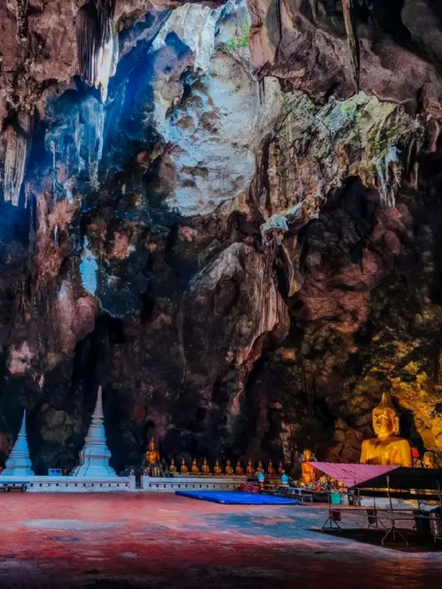 ถ้ำเขาหลวง เพชรบุรี